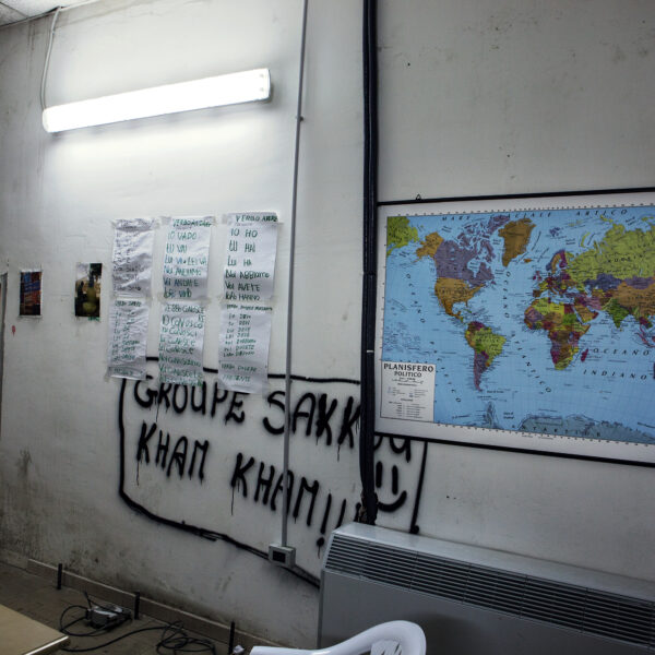Italian language class at the Senegalese shelter, a hemp factory disused.
Caserta 2015.