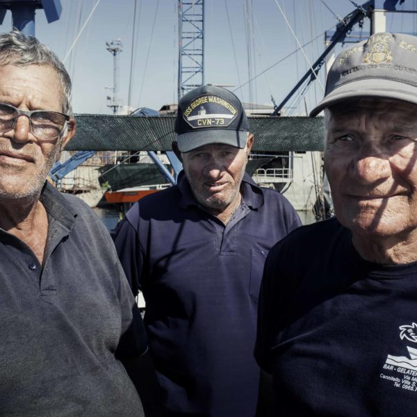 Fishing the swordfish to Stretto of Messina (Sicily) with Arena family on Simone boat.
Story about passing the fishing tradition by father to son.
Fight between human and animal, men against fish.