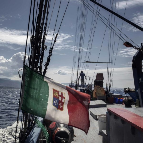 Fishing the swordfish to Stretto of Messina (Sicily) with Arena family on Simone boat.
Story about passing the fishing tradition by father to son.
Fight between human and animal, men against fish.